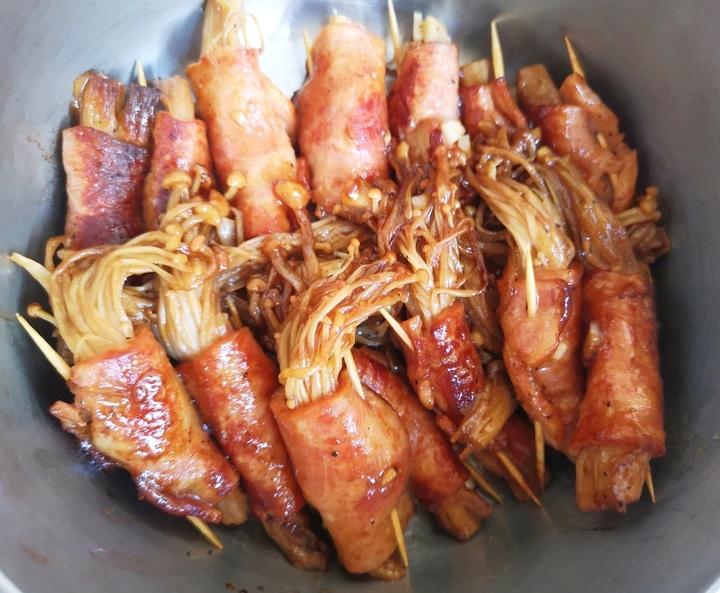 味道超赞 超下饭的金针菇培根卷