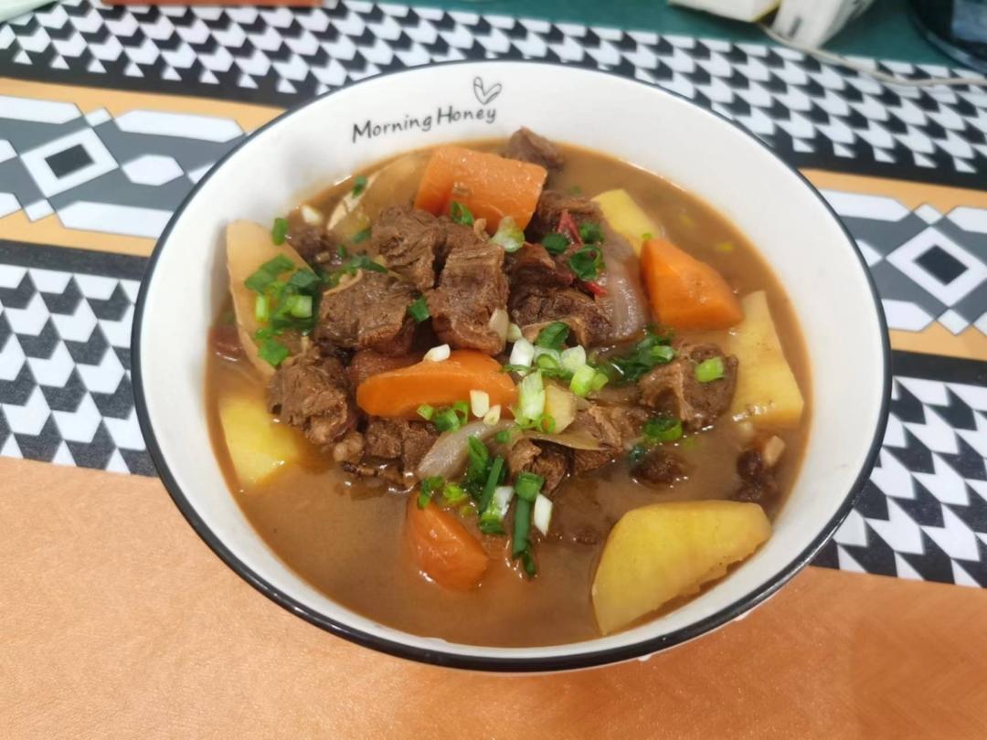 番茄土豆炖牛腩