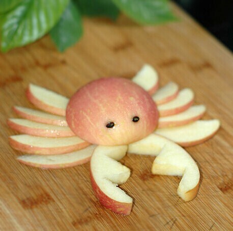 1分钟把苹果切成小螃蟹