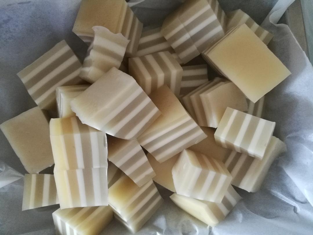 Q弹椰汁千层糕（马蹄糕）