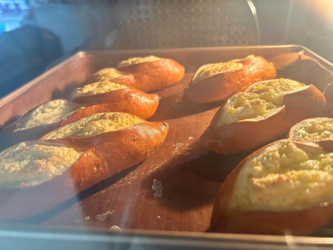 原味（抹茶）2款奶酥馅德式碱水面包｜一次搞定两种口味｜高颜值｜快手｜免手套膜｜免发酵