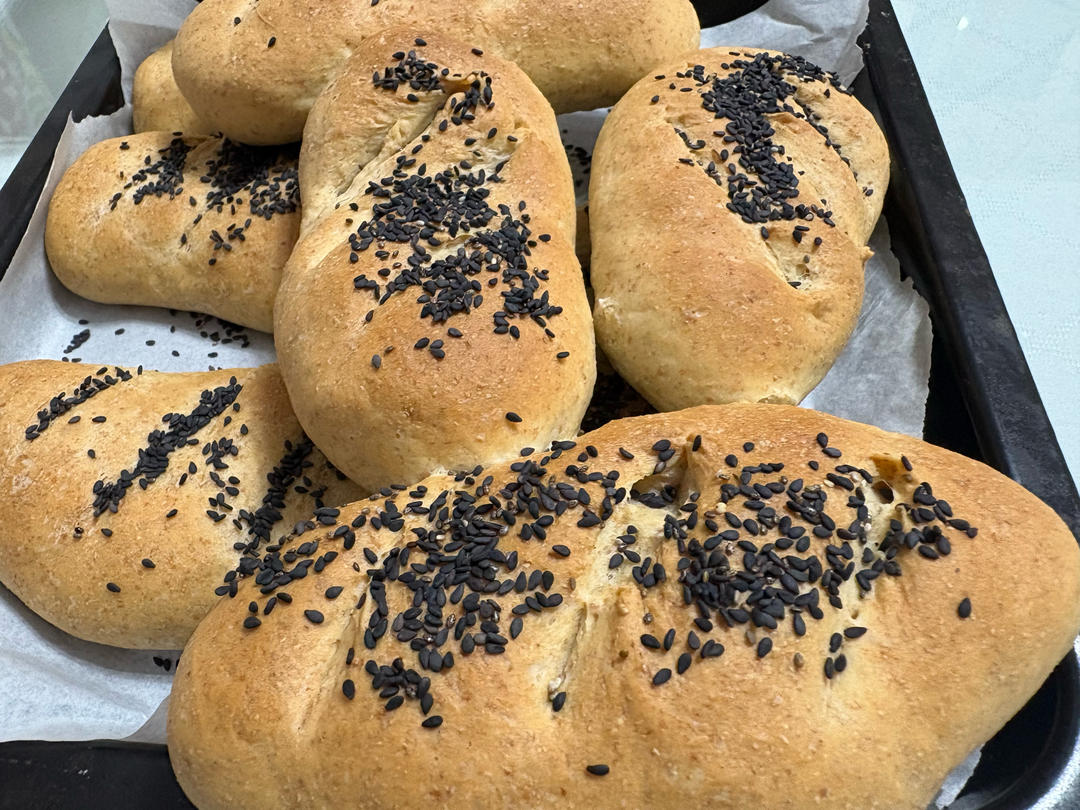 少油低糖｜全麦奇亚籽芝麻餐包｜复刻星巴克帕斯雀三明治面包胚，可做汉堡胚、热狗、三明治