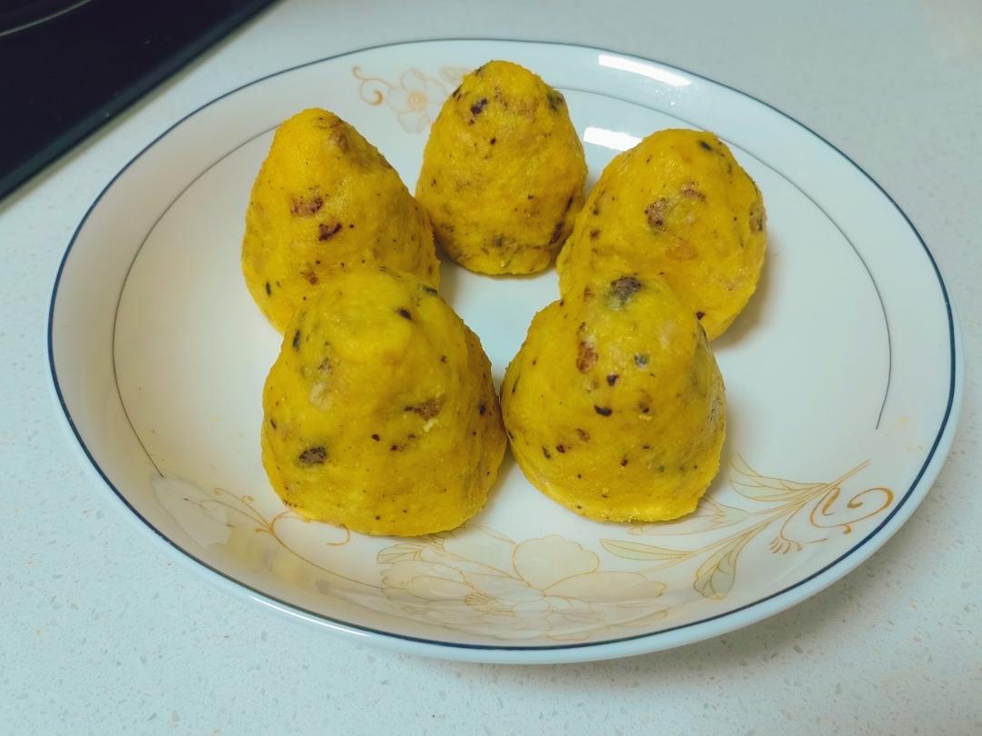 纯玉米面窝窝头(烫面.不发酵)