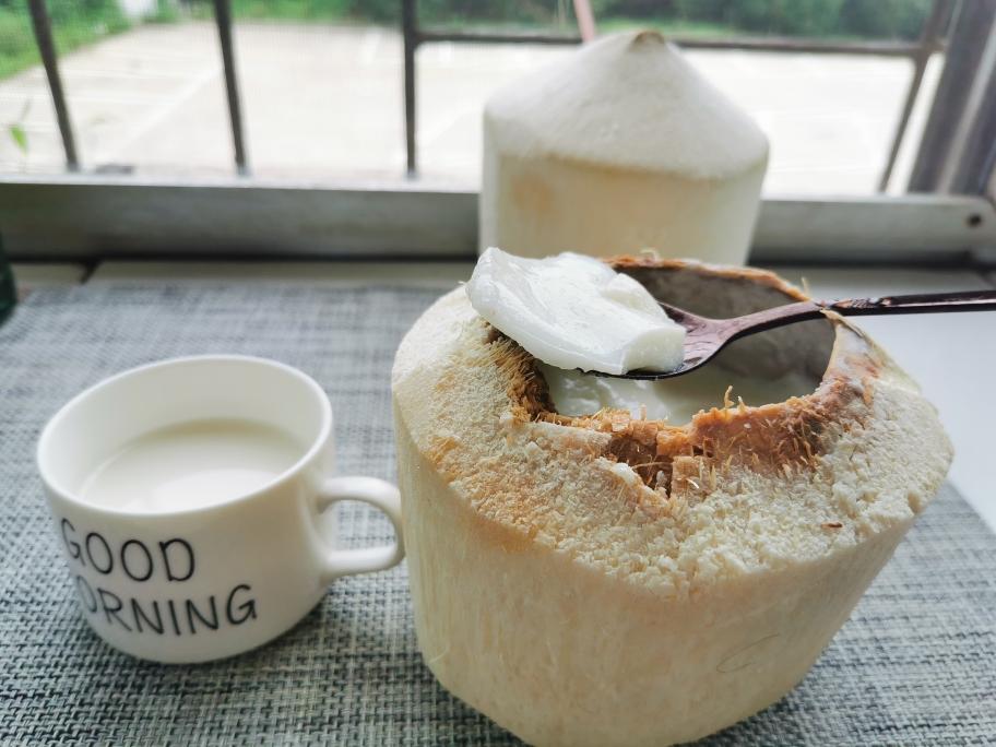 椰子冻，椰子汁