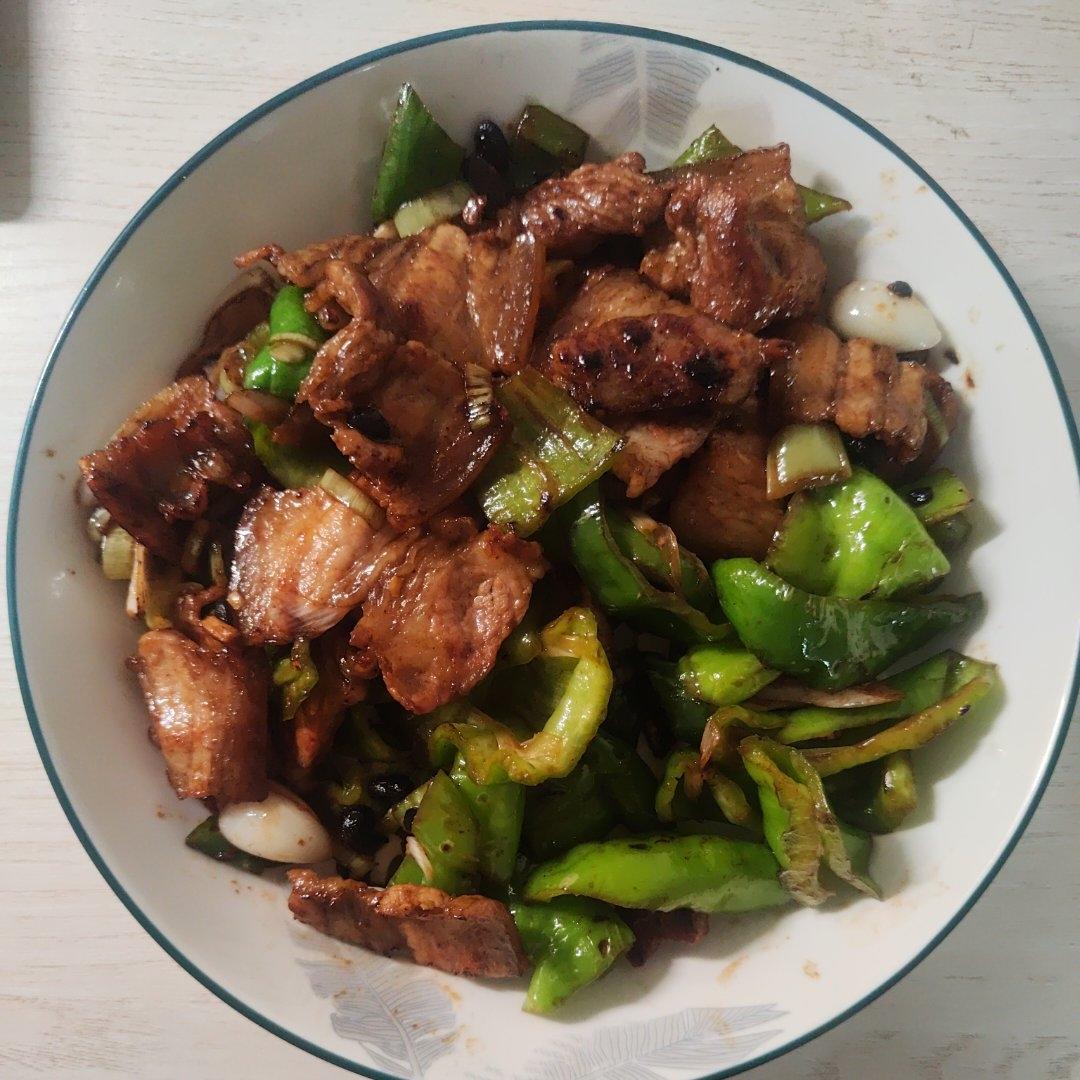 青椒炒五花肉