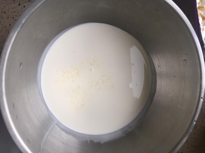 纯奶手撕吐司的做法 步骤1