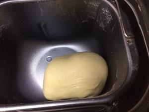 奶油软面包的做法 步骤2
