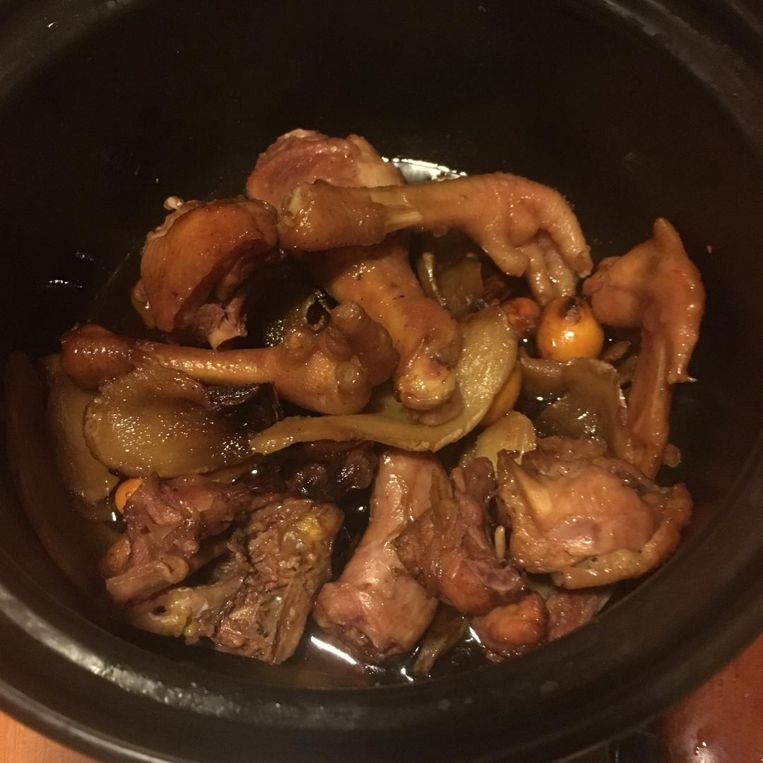 麦安内-1做的姜母鸡