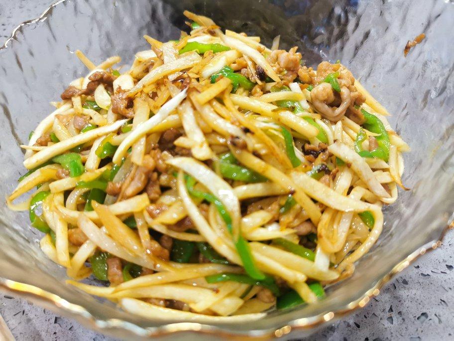 茭白青椒炒肉丝