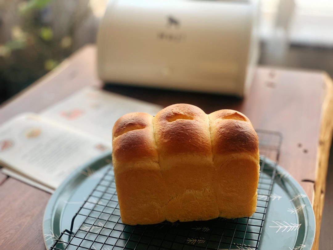 不是所有的面包都能叫——布里欧修皇冠吐司
