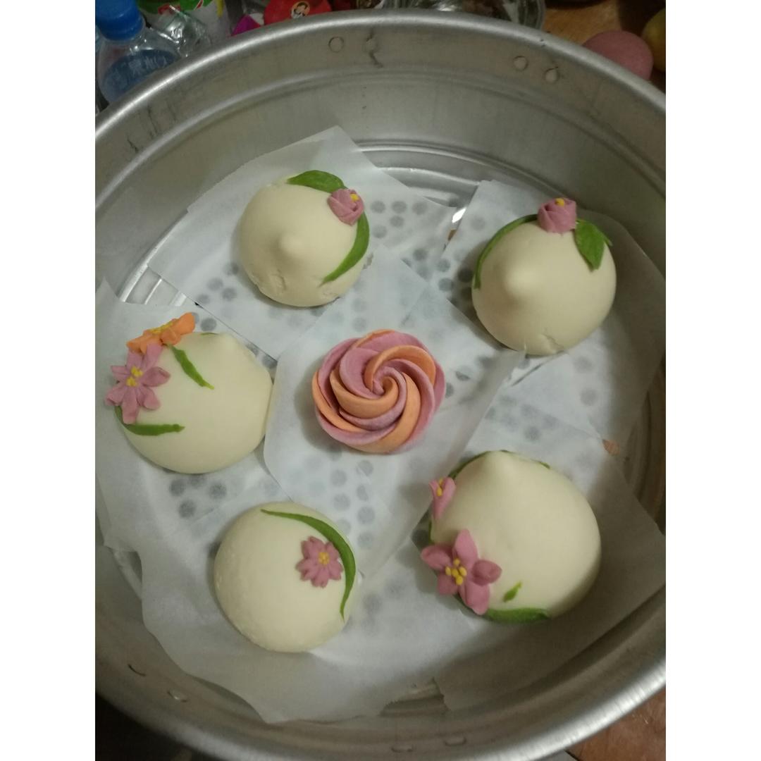 生日寿桃（福桃）和石榴
