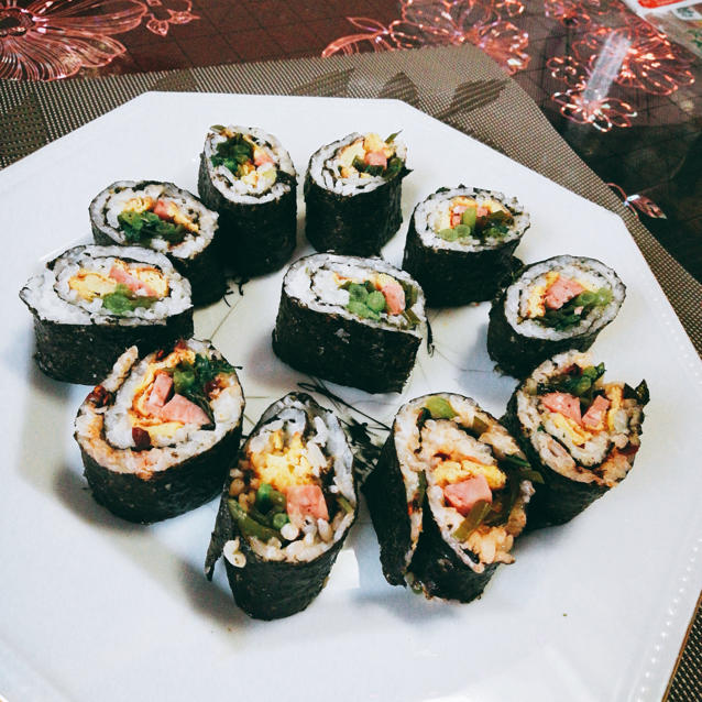 紫菜卷寿司