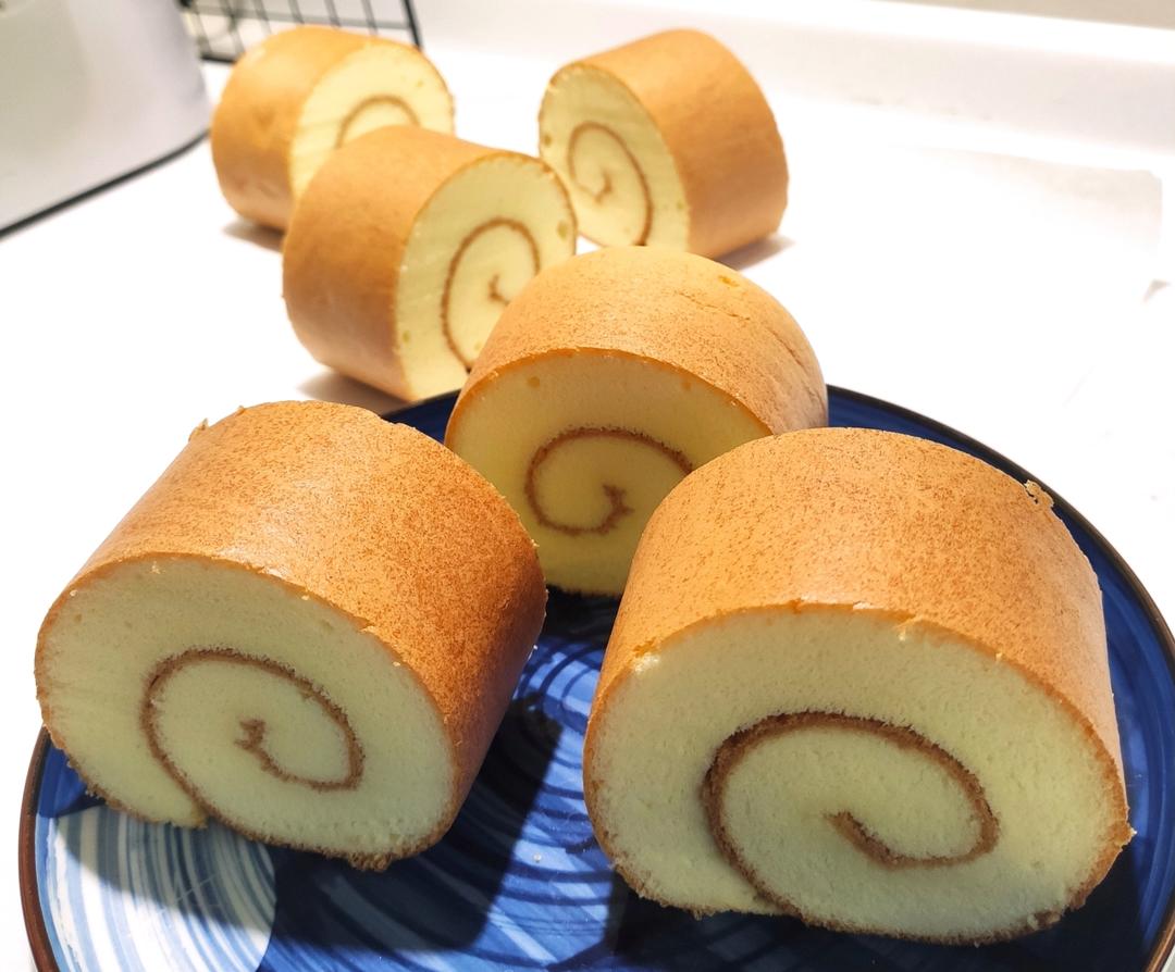 蛋糕卷这样做‼️不掉皮不开裂（小视频食谱）