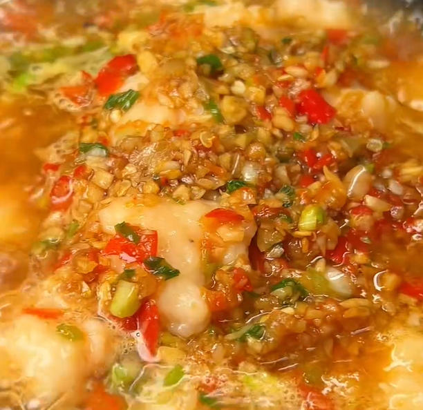 蒜蓉粉丝海鲜煲