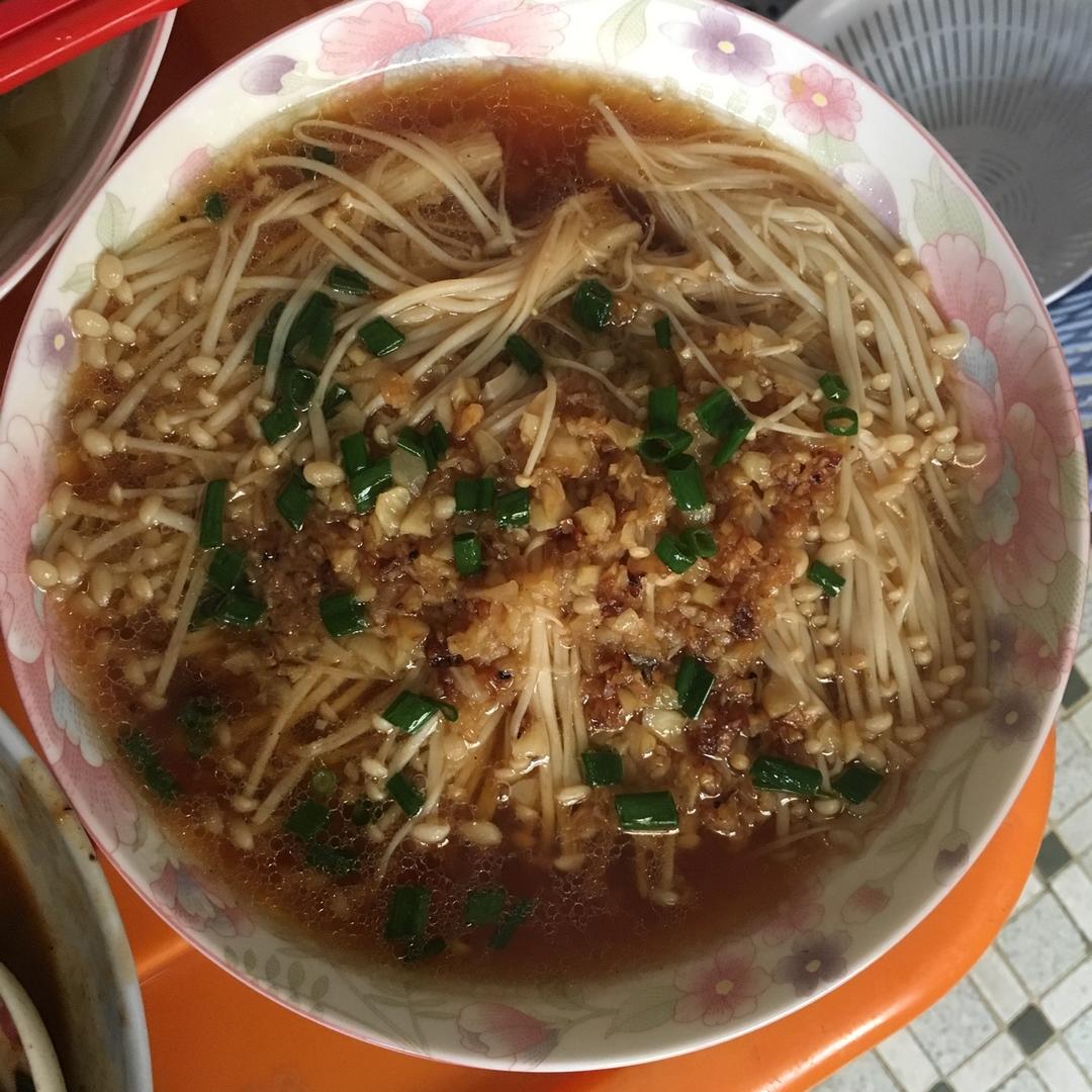 蒜蓉蒸金针菇