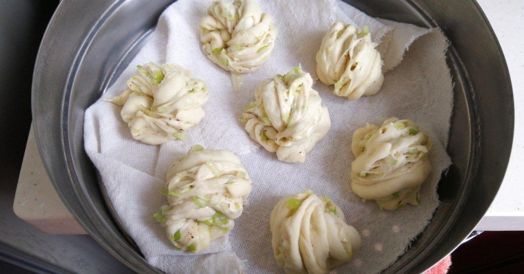 家常椒盐花卷(小视频)