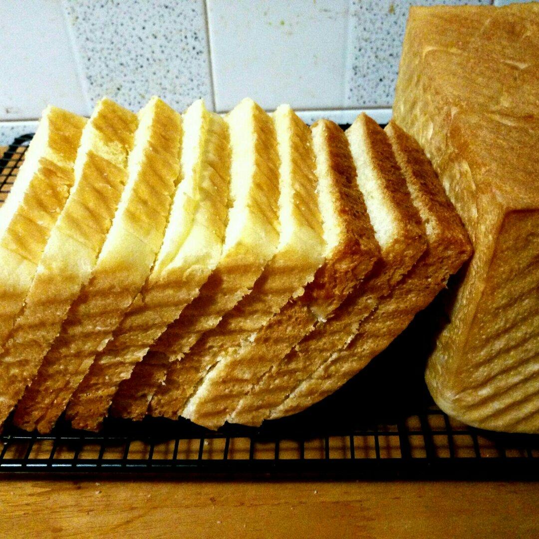 奶香超浓郁的淡奶油吐司（消灭淡奶油）