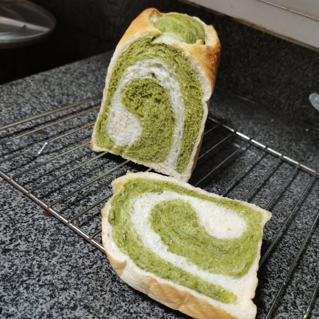 抹茶双色吐司