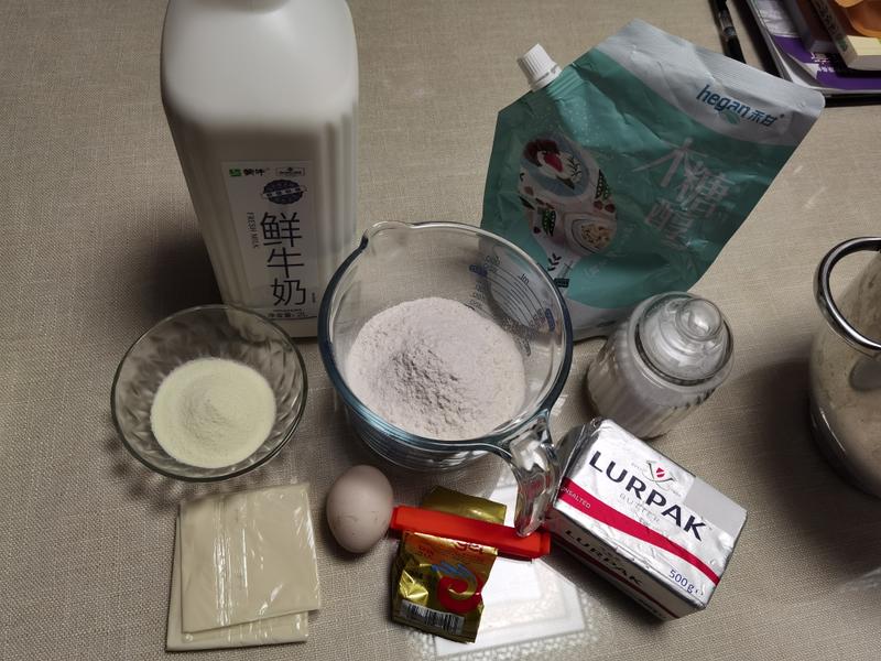 纯奶手撕吐司的做法 步骤1