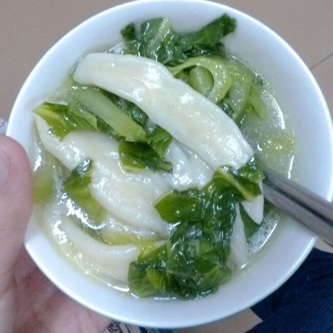 青菜鸡蛋面疙瘩汤