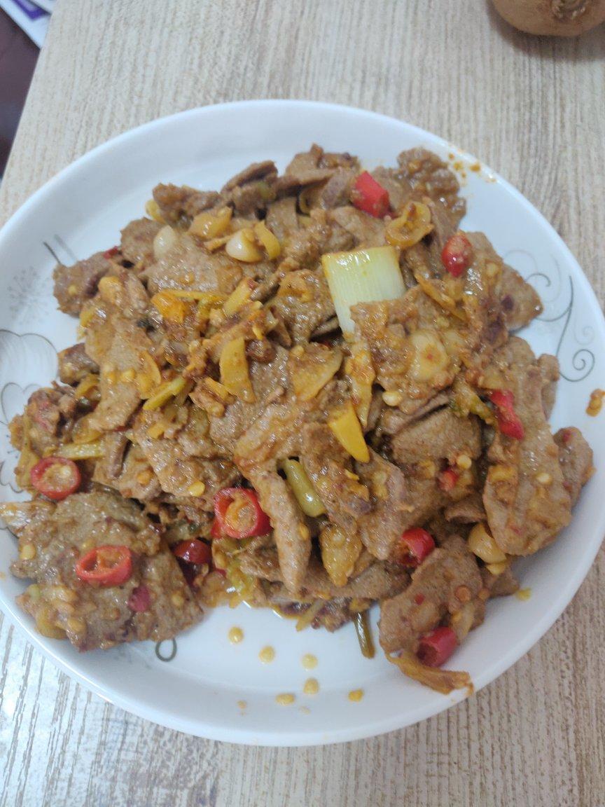 厨师长教你：“口味猪肝”的家常做法，没错，真的就是家常做法