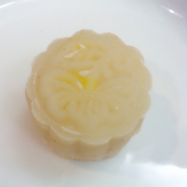 奶黄冰皮月饼