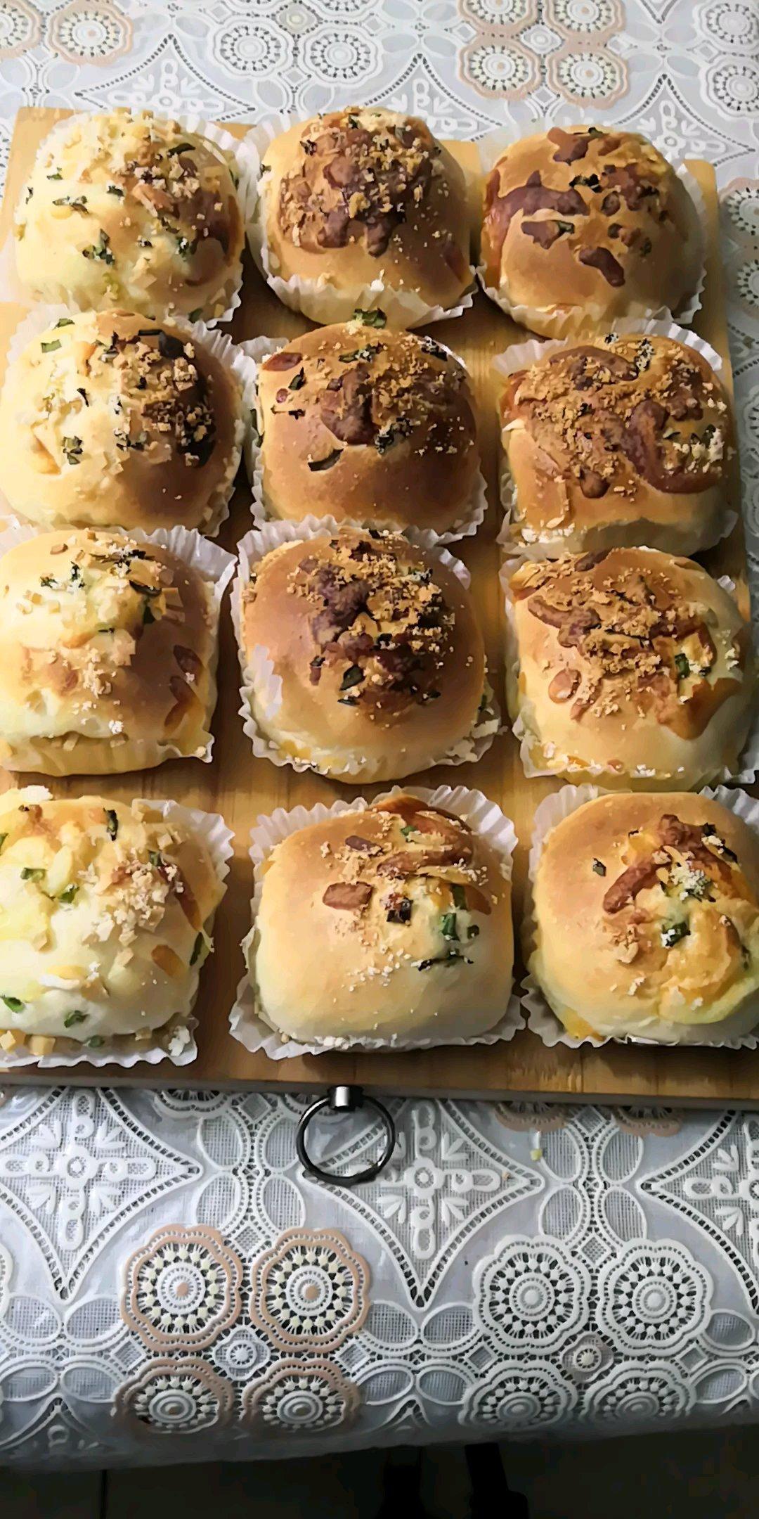 超软葱香奶酪小面包