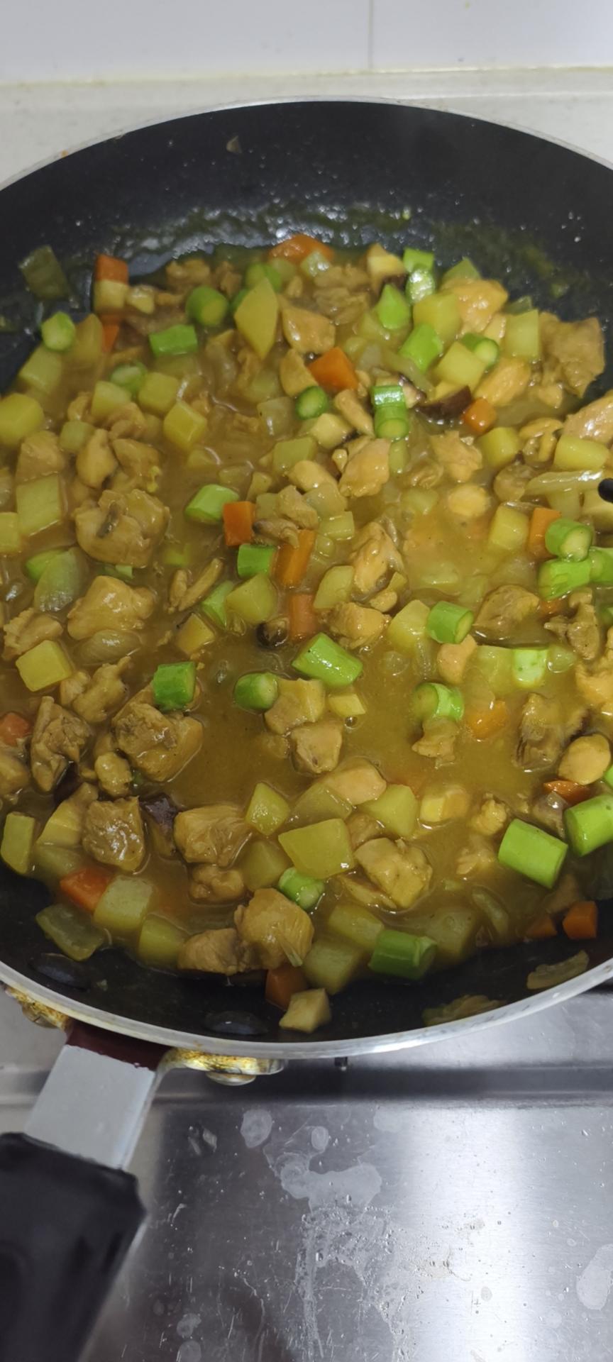 土豆咖喱鸡肉