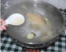 紫灵芝炖鸡的做法 步骤5