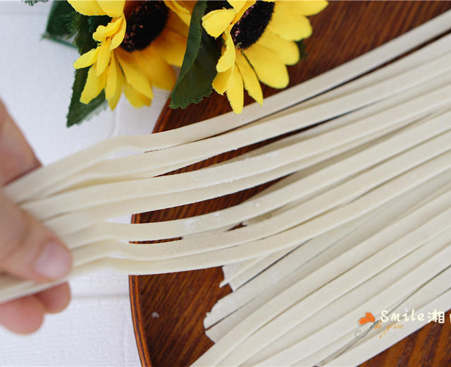 自制劲道好吃的碱水面的做法