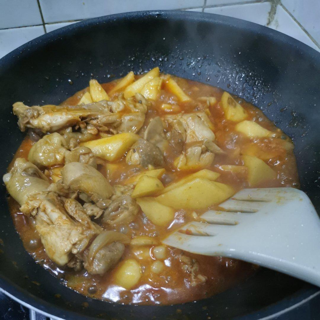 韩式土豆辣鸡块