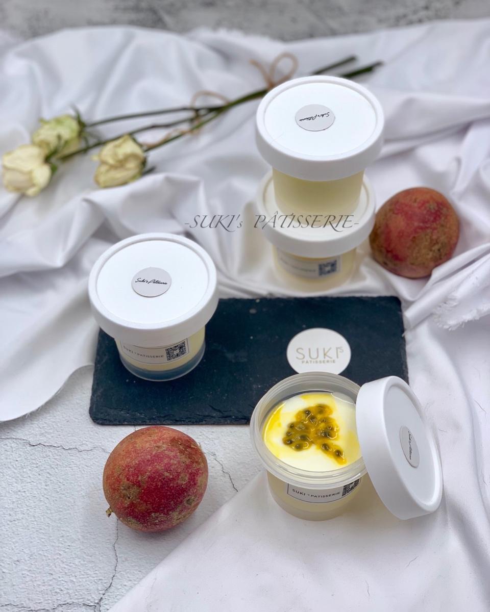 百香果酸奶意式奶冻<Passionfruit Yogurt Panna Cotta>