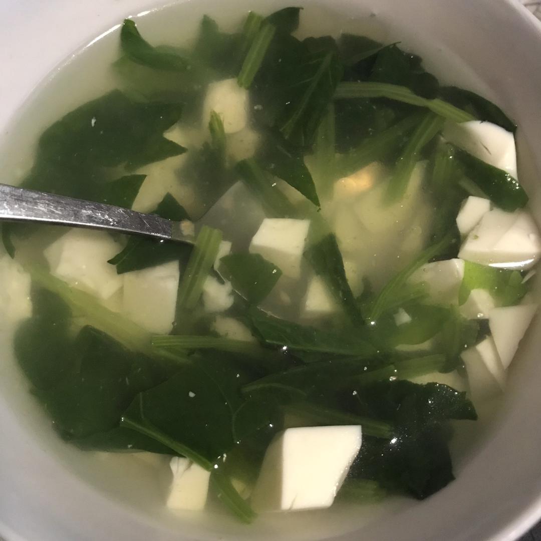 简单菠菜豆腐汤