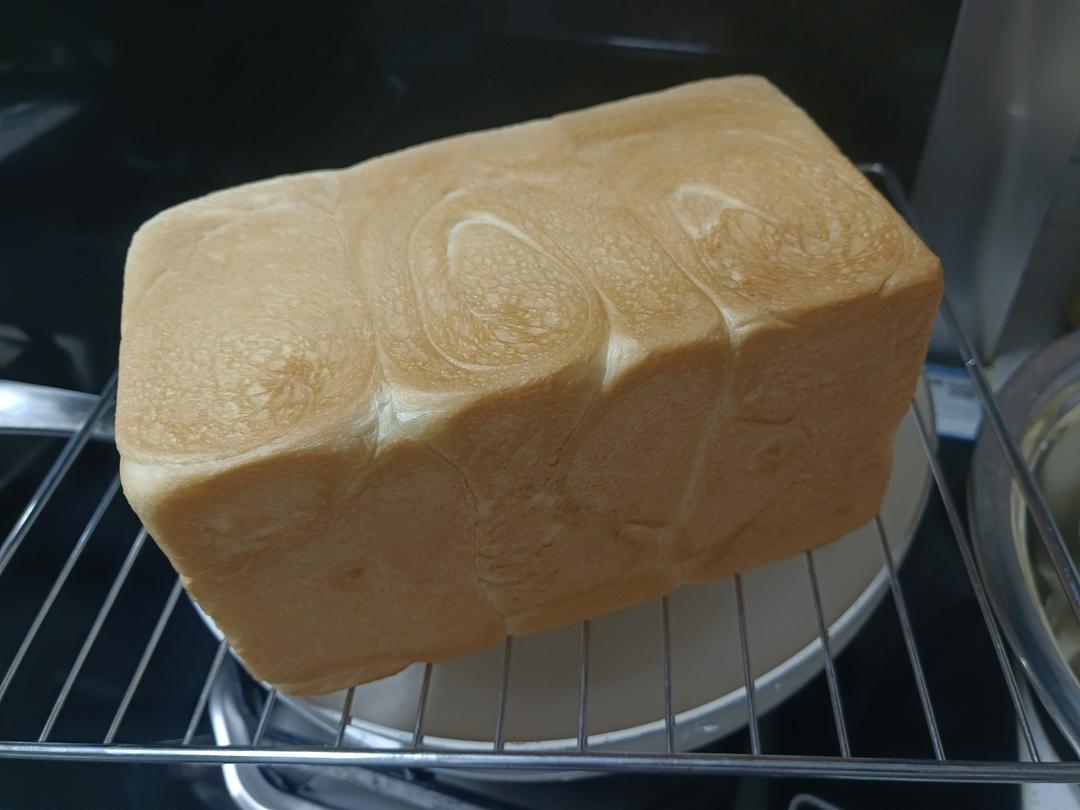 微咸味奶油吐司