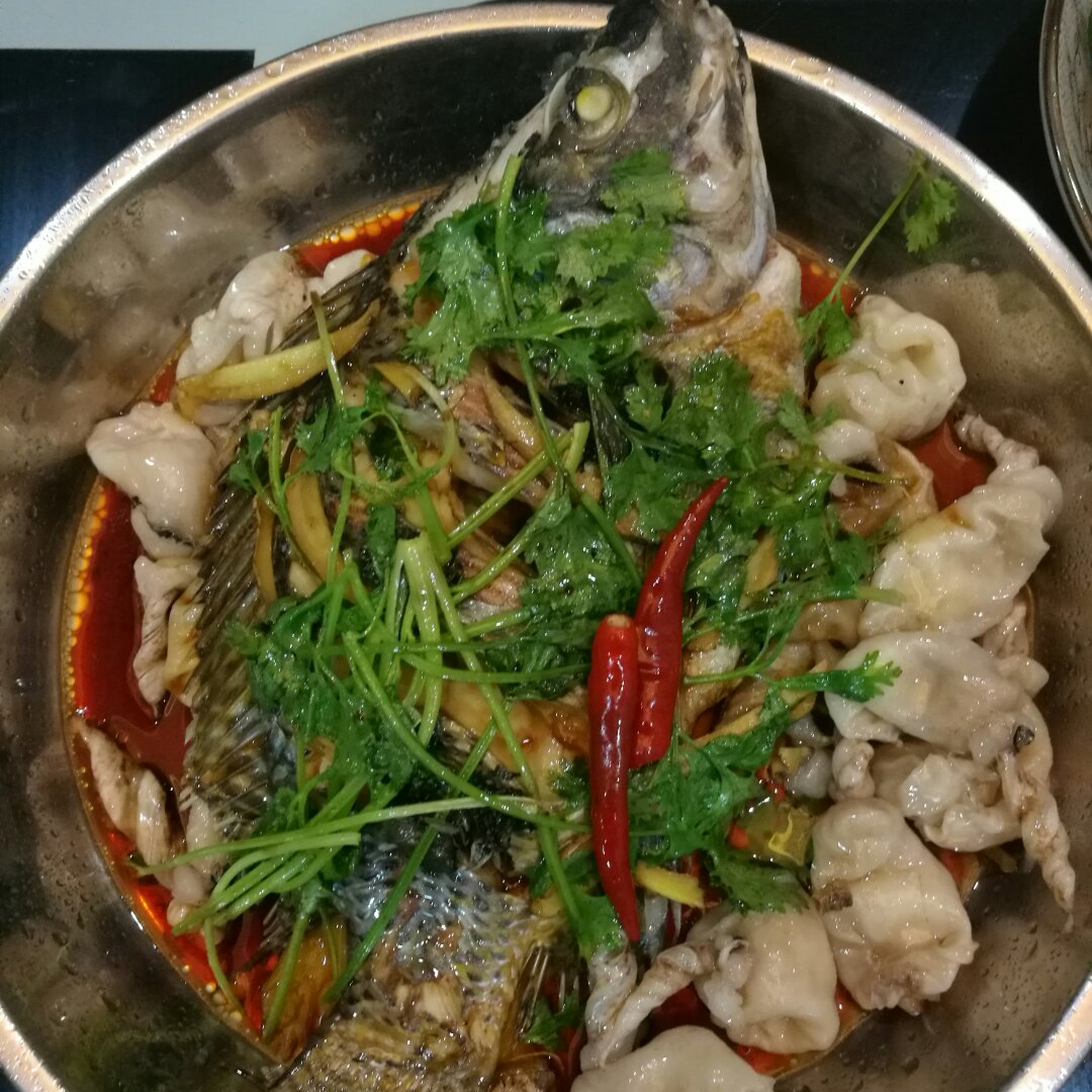 蒜蓉蒸鱼（绝对美味）