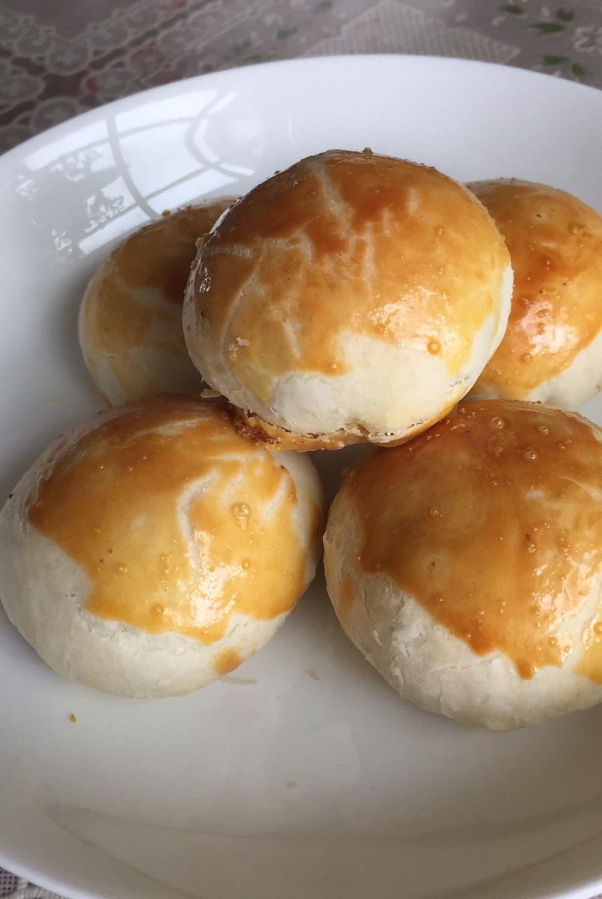 排四个小时队也买不到的鲜肉月饼，秘诀是放麻油！