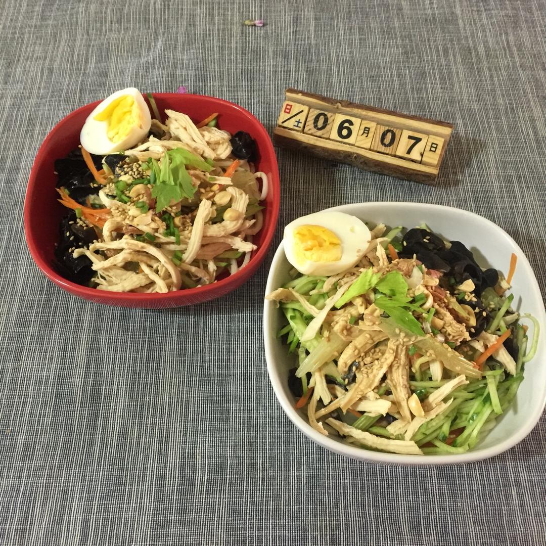 鸡丝凉面