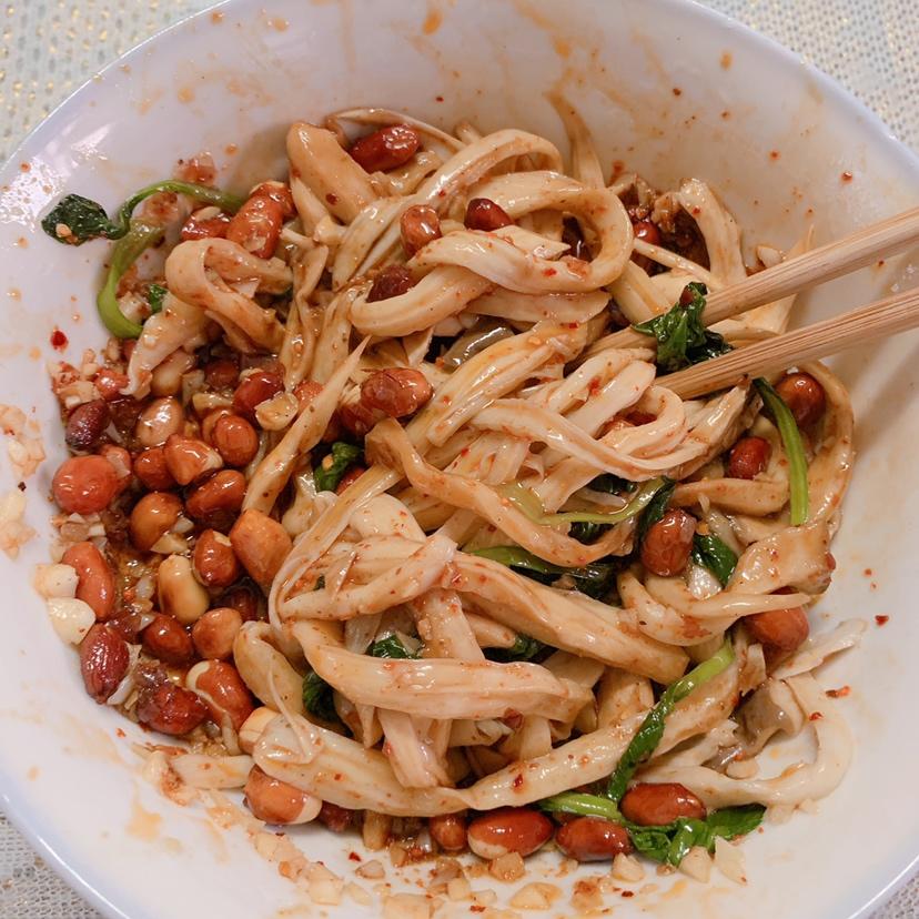 夏日减脂凉拌杏鲍菇