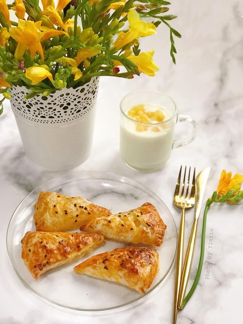 不用开酥，不用揉面，也能做香甜酥脆的苹果派