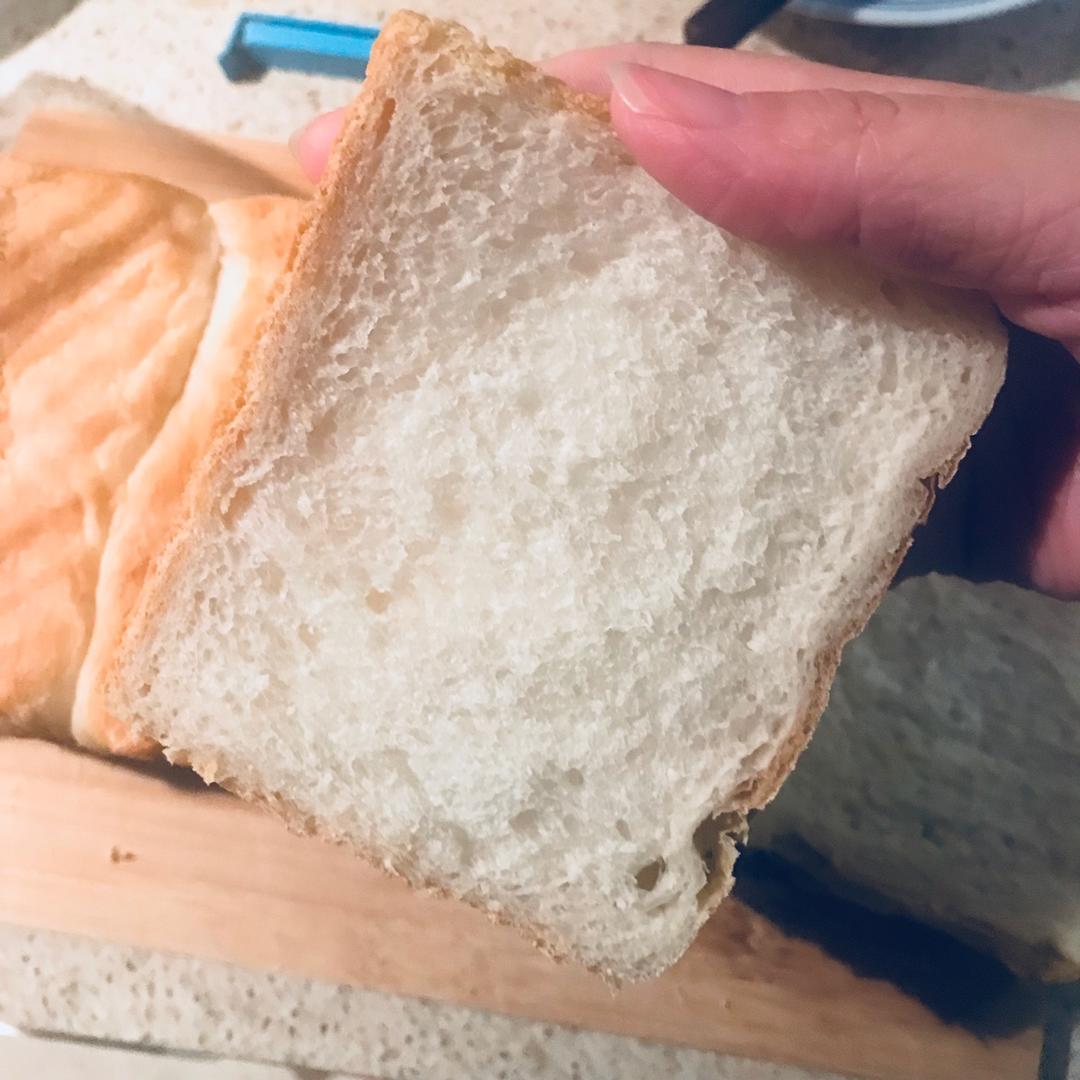 《Tinrry+》软绵绵的白吐司