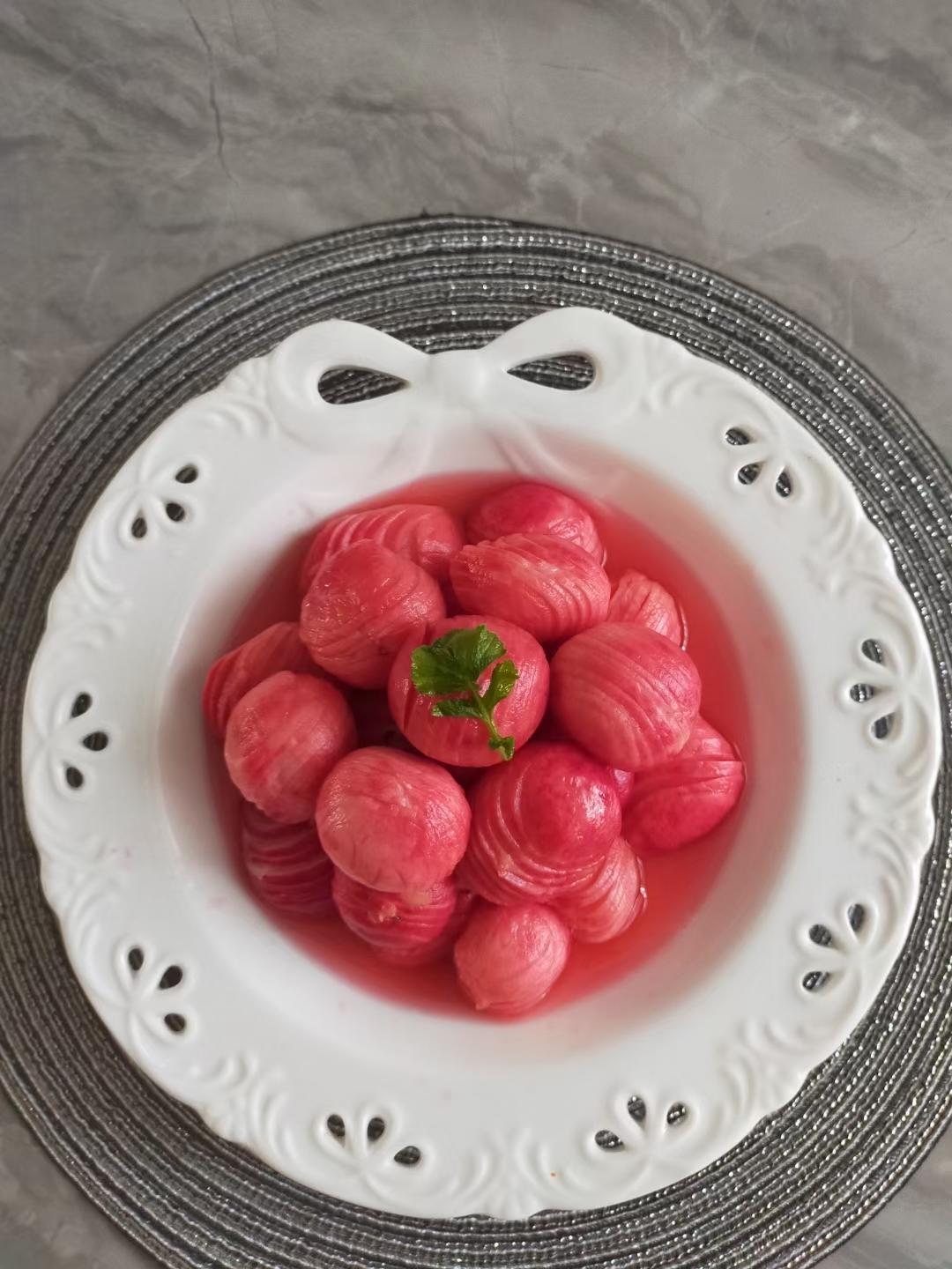 年夜饭头道菜～鸿运当头（樱桃小萝卜）