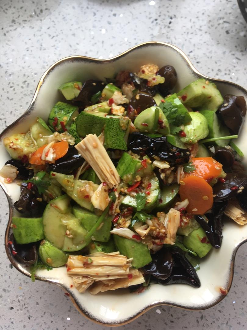 凉拌（腐竹木耳黄瓜）