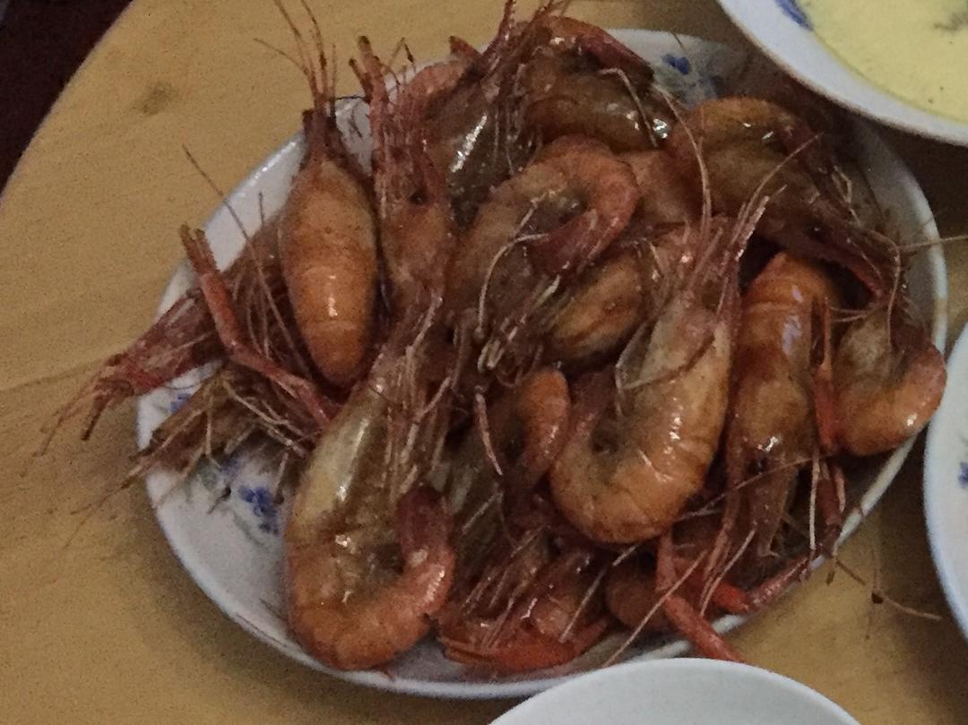 油爆河虾