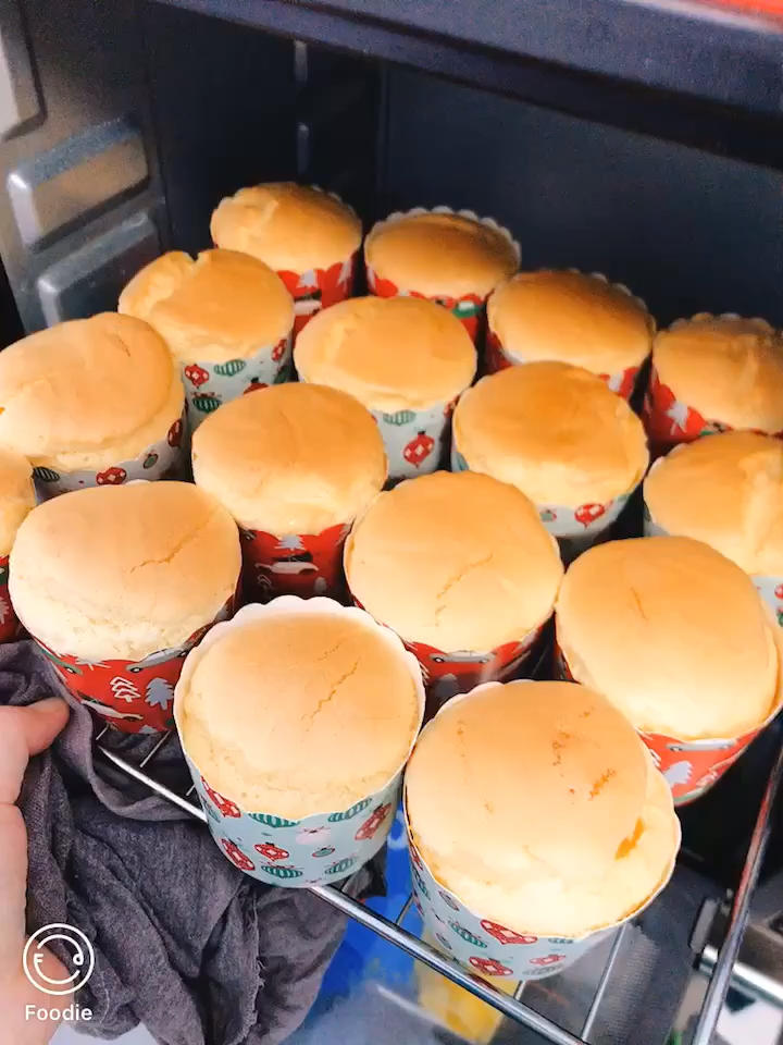 纸杯蛋糕 8寸戚风蛋糕的量