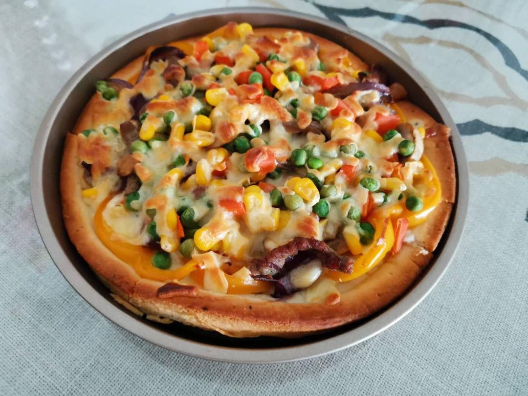 黑椒牛肉厚底披萨