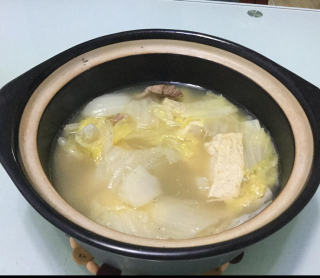 白菜炖冻豆腐