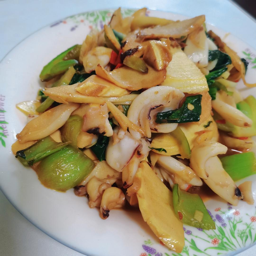 爆炒青椒鲜墨鱼🦑