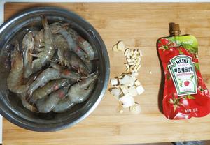 香酥油焖大虾的做法 步骤1