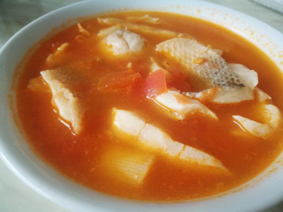 番茄海鲈鱼汤