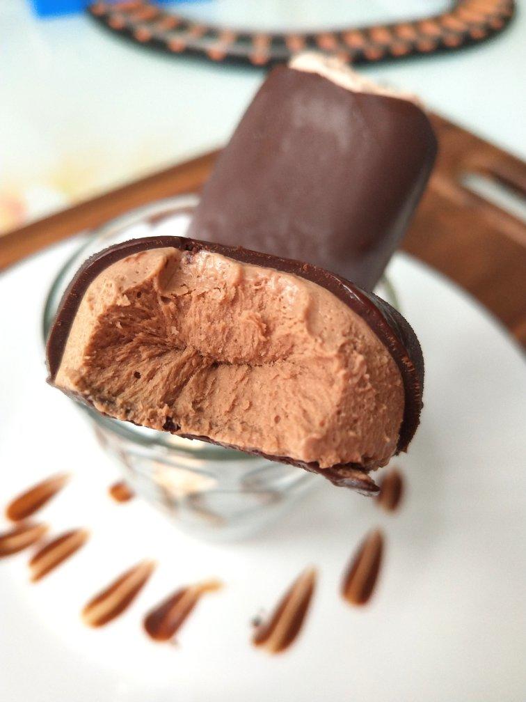 鹏趣儿做的秒杀梦龙4款巧克力脆皮雪糕